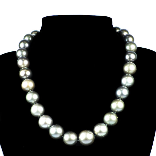 silver pearl necklace